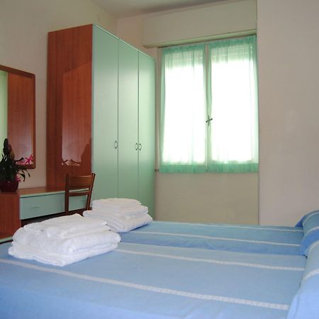 Hotel Trevi Cesenatico Extérieur photo