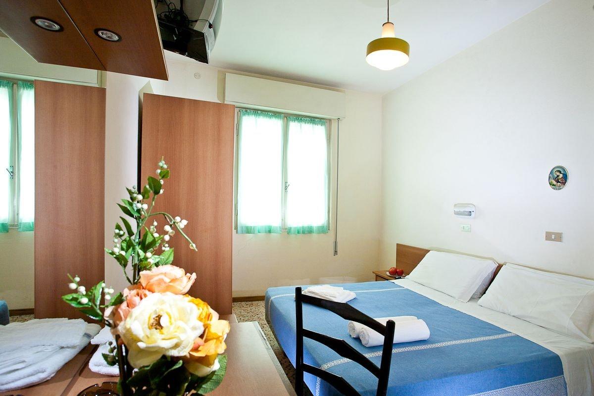 Hotel Trevi Cesenatico Extérieur photo