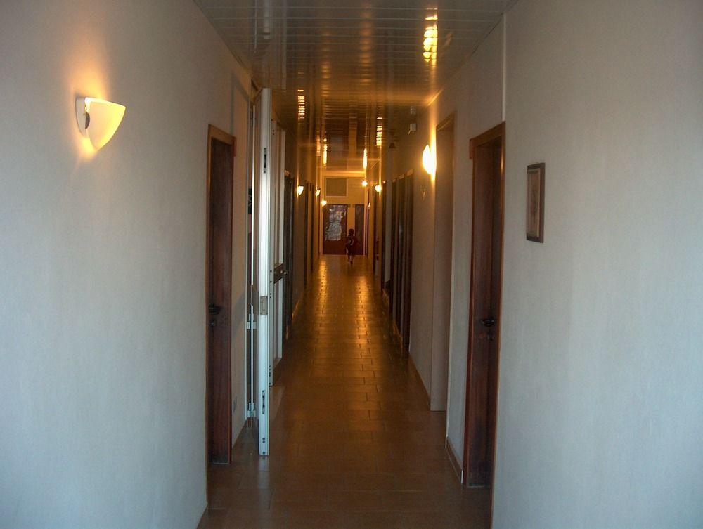 Hotel Trevi Cesenatico Extérieur photo