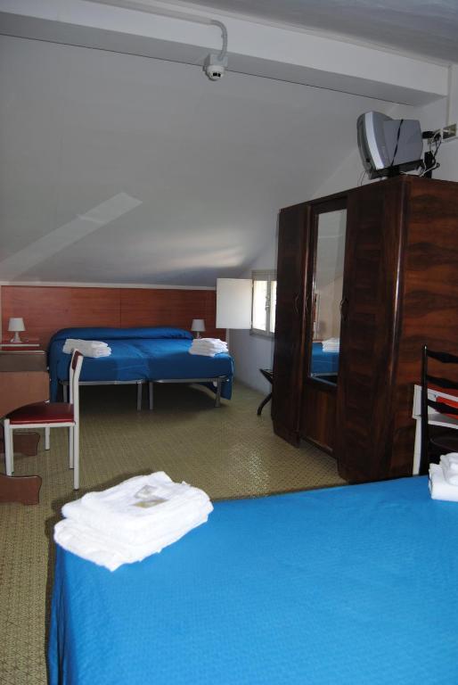 Hotel Trevi Cesenatico Chambre photo