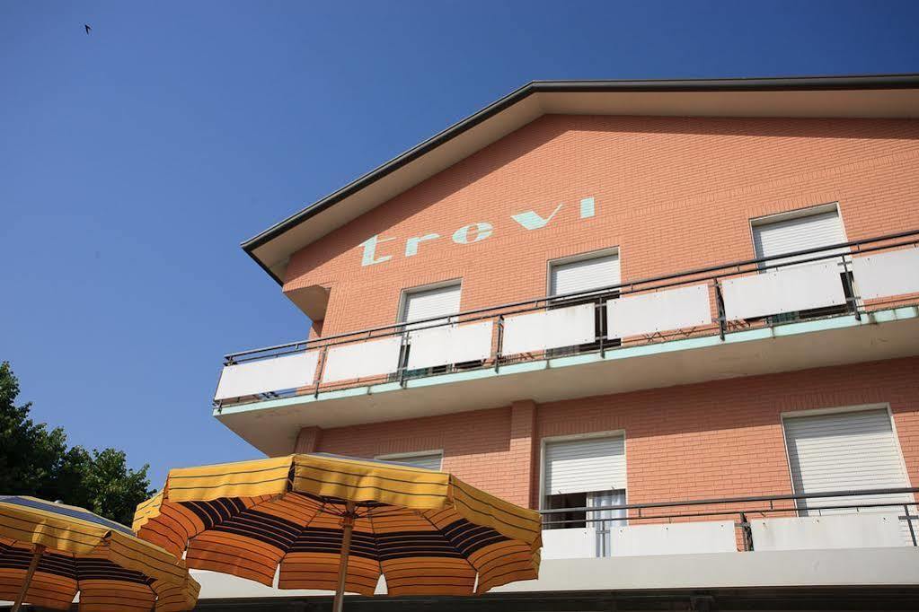 Hotel Trevi Cesenatico Extérieur photo